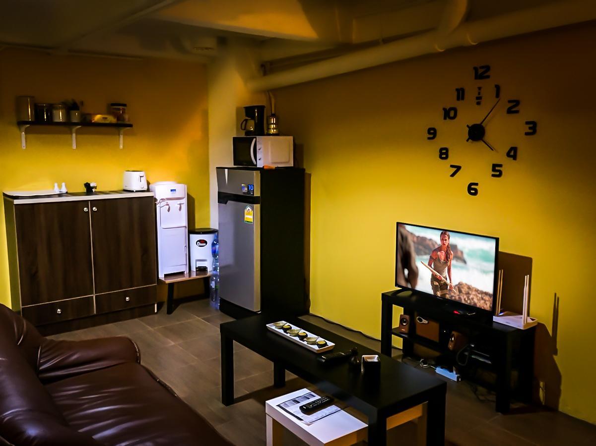 Auberge de jeunesse Artistel (Adults Only) à Chiang Mai Extérieur photo